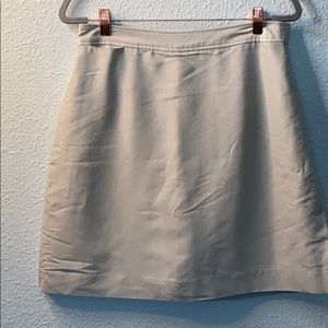 💜💜 Women’s Field Gear Skirt/Shorts Size 10